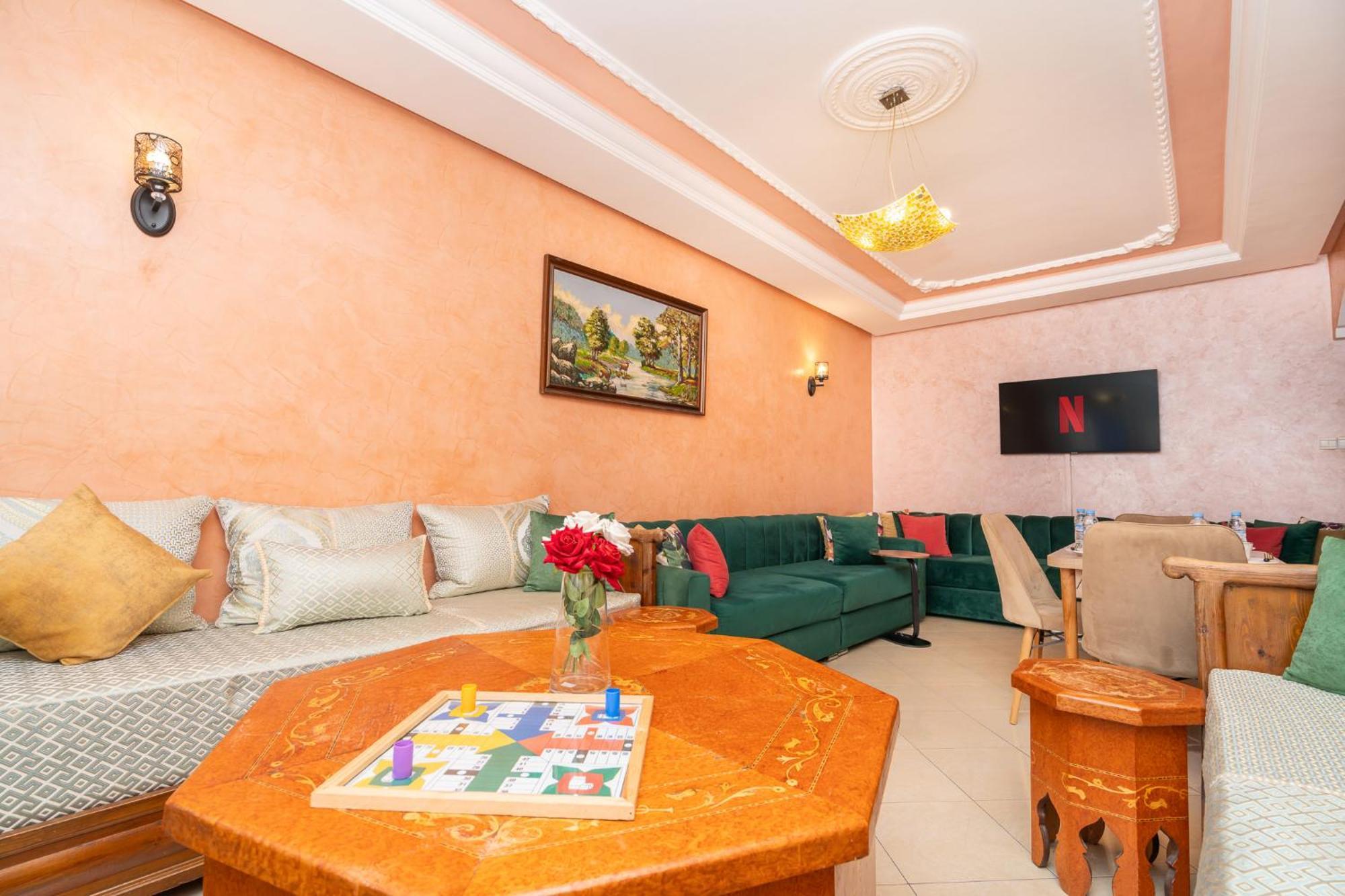 Appartement 2 Chambres Pres De La Corniche Tanger Extérieur photo